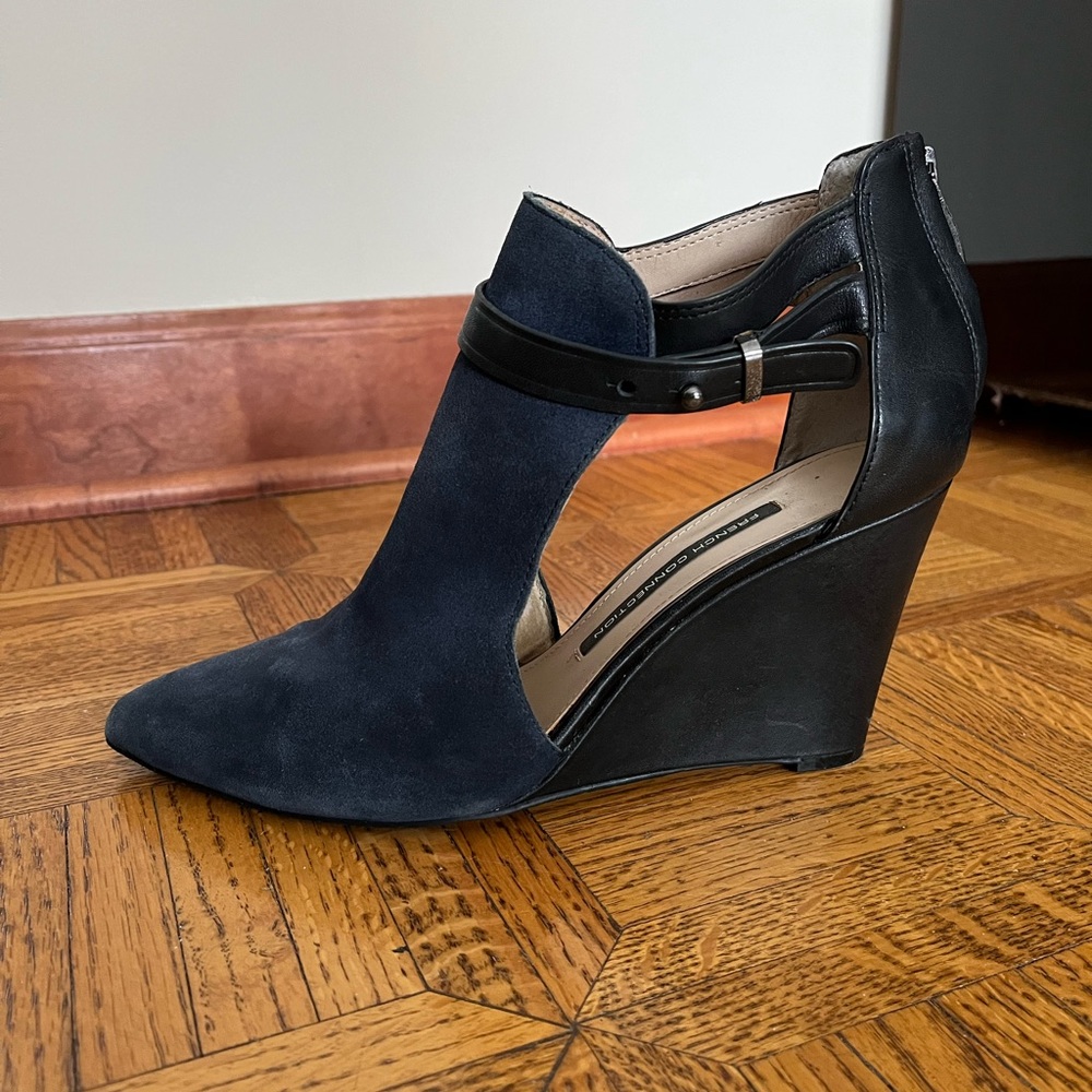 French Connection Navy blue suede pointed toe black leather wedge heel 10 EUR 40